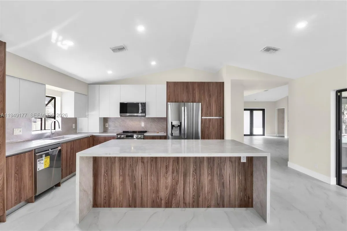 8419 NW 55th Ct, Coral Springs FL 33067