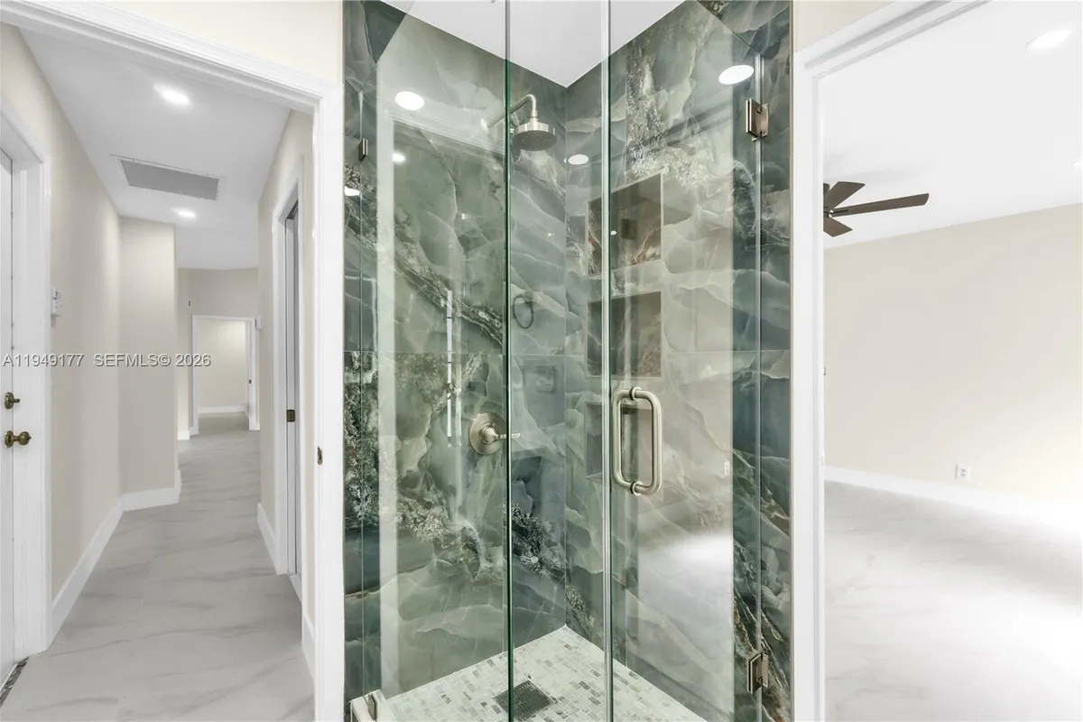 8419 NW 55th Ct, Coral Springs FL 33067