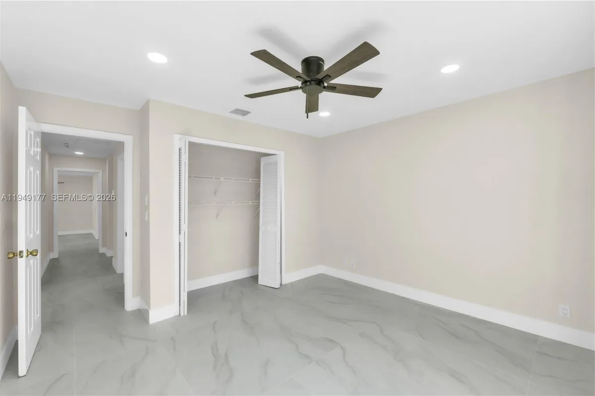 8419 NW 55th Ct, Coral Springs FL 33067