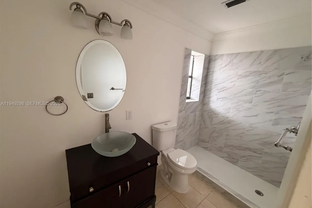 1802 Waterview Cir # 1802, Palm Springs FL 33461