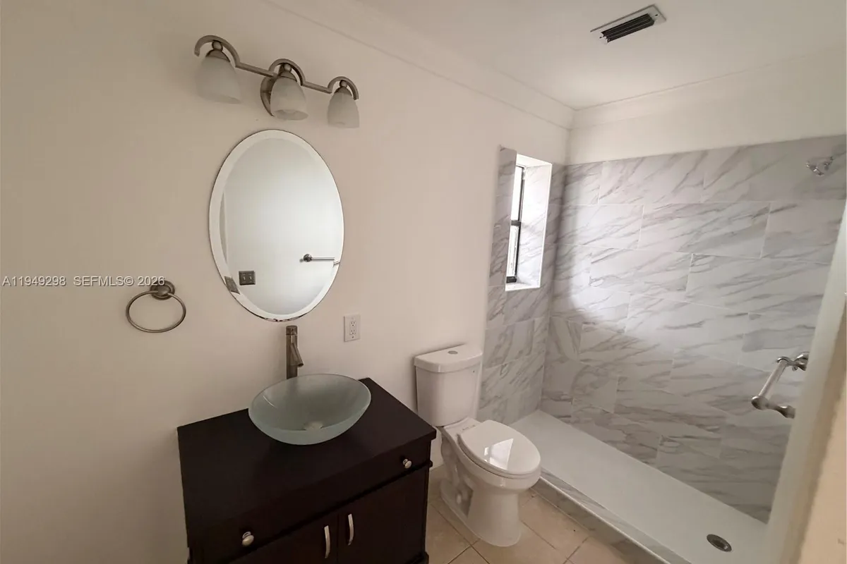 1802 Waterview Cir # 1802, Palm Springs FL 33461