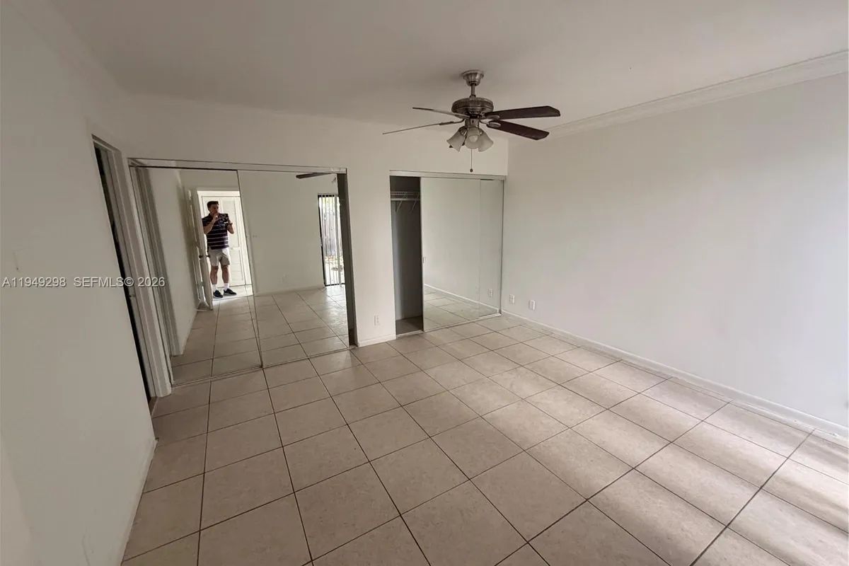 1802 Waterview Cir # 1802, Palm Springs FL 33461