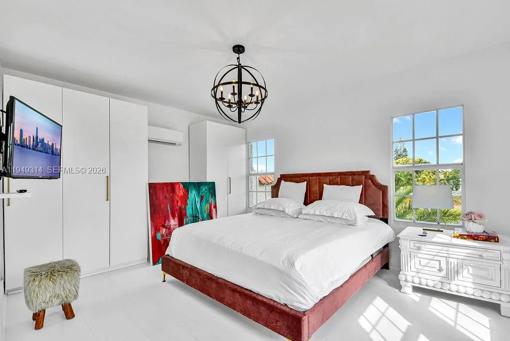 4722 SW 5th St # 4722, Miami FL 33134