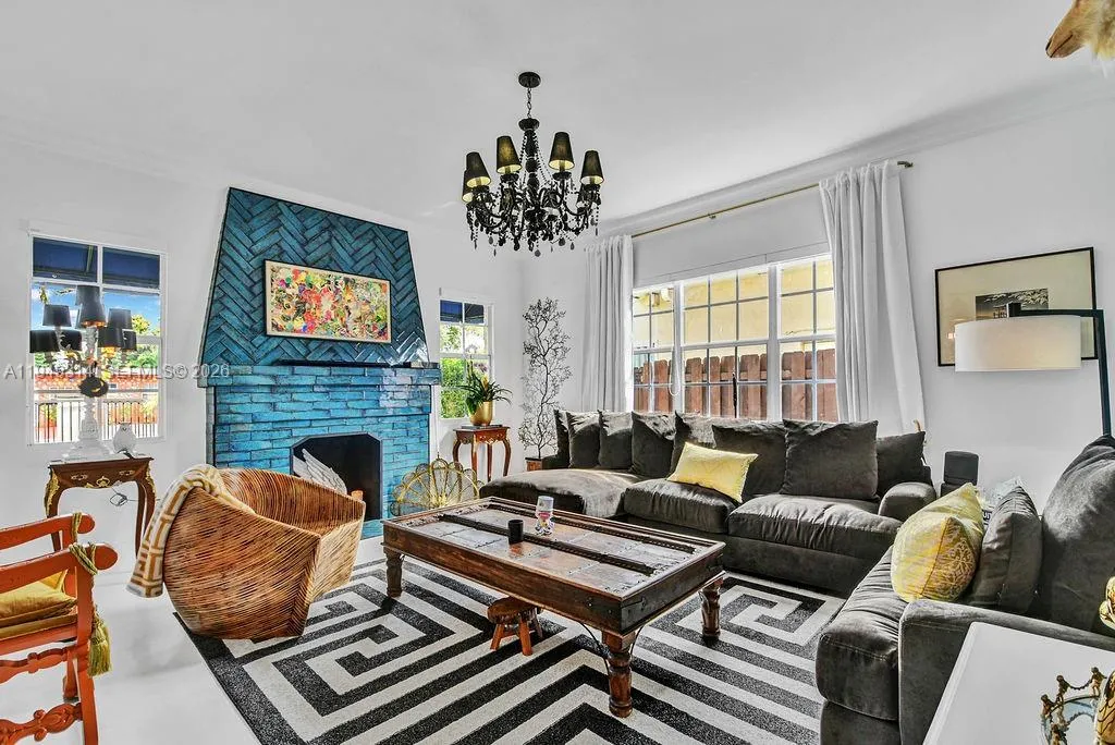 4722 SW 5th St # 4722, Miami FL 33134