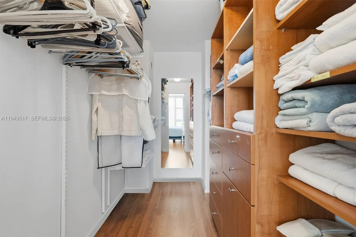 10275 Collins Ave # 718, Bal Harbour FL 33154