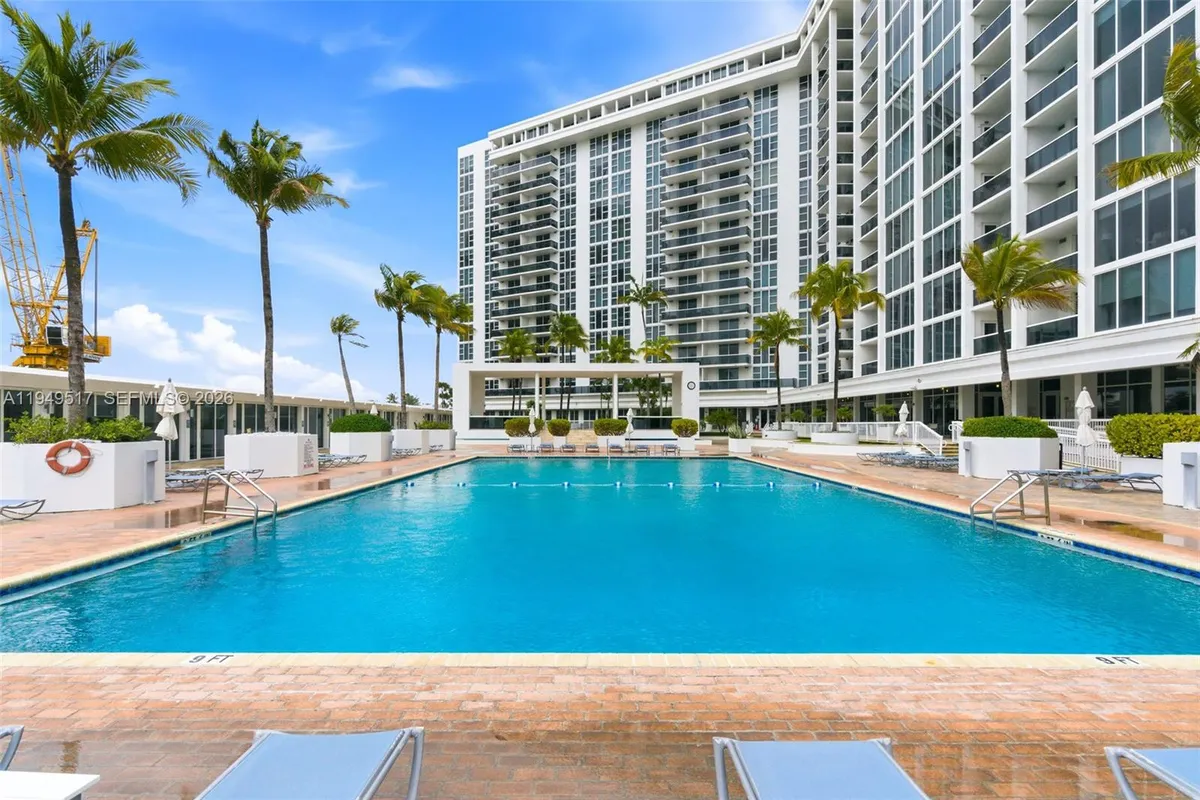 10275 Collins Ave # 718, Bal Harbour FL 33154