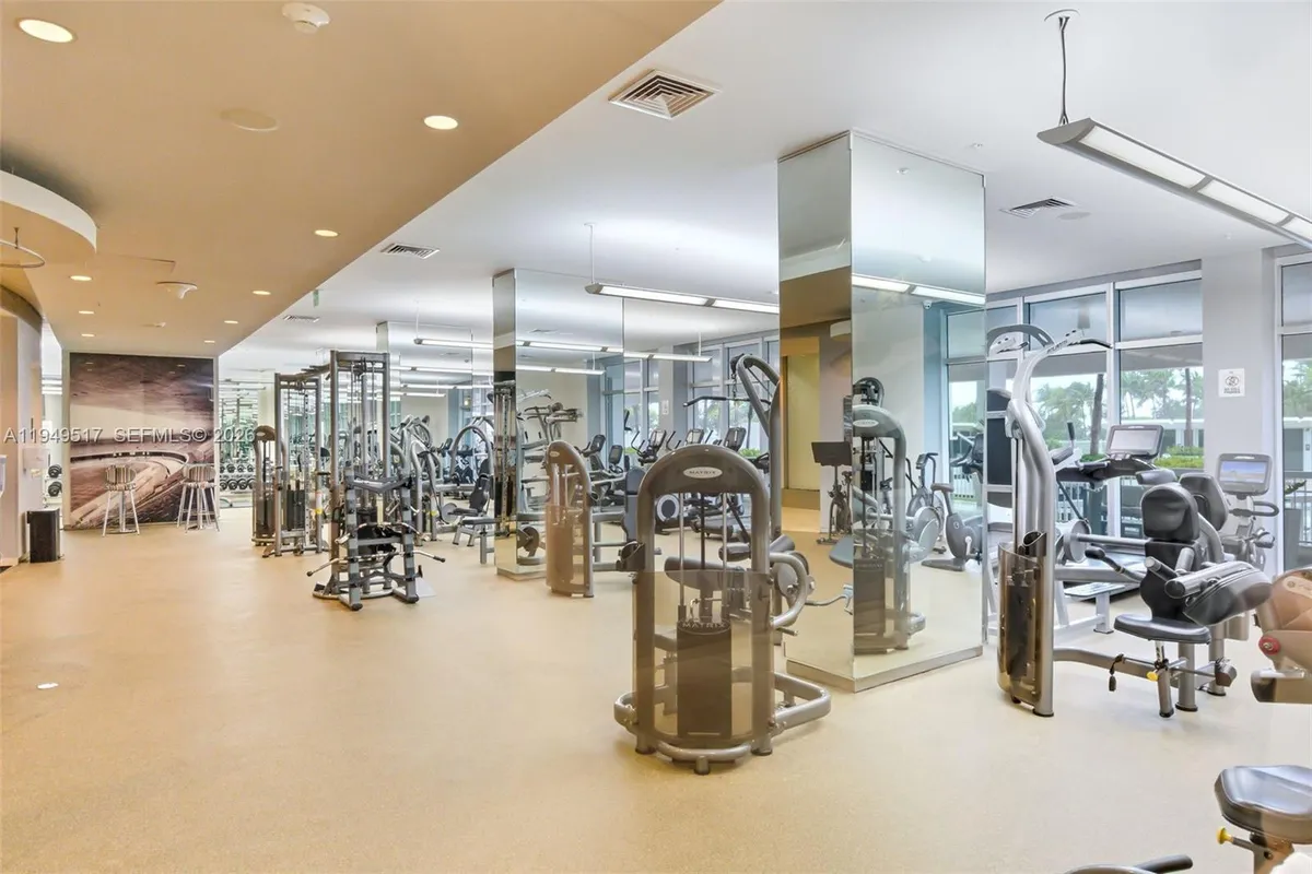 10275 Collins Ave # 718, Bal Harbour FL 33154