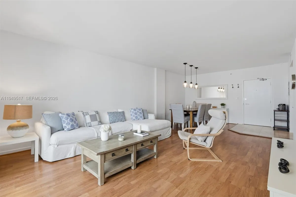 10275 Collins Ave # 718, Bal Harbour FL 33154