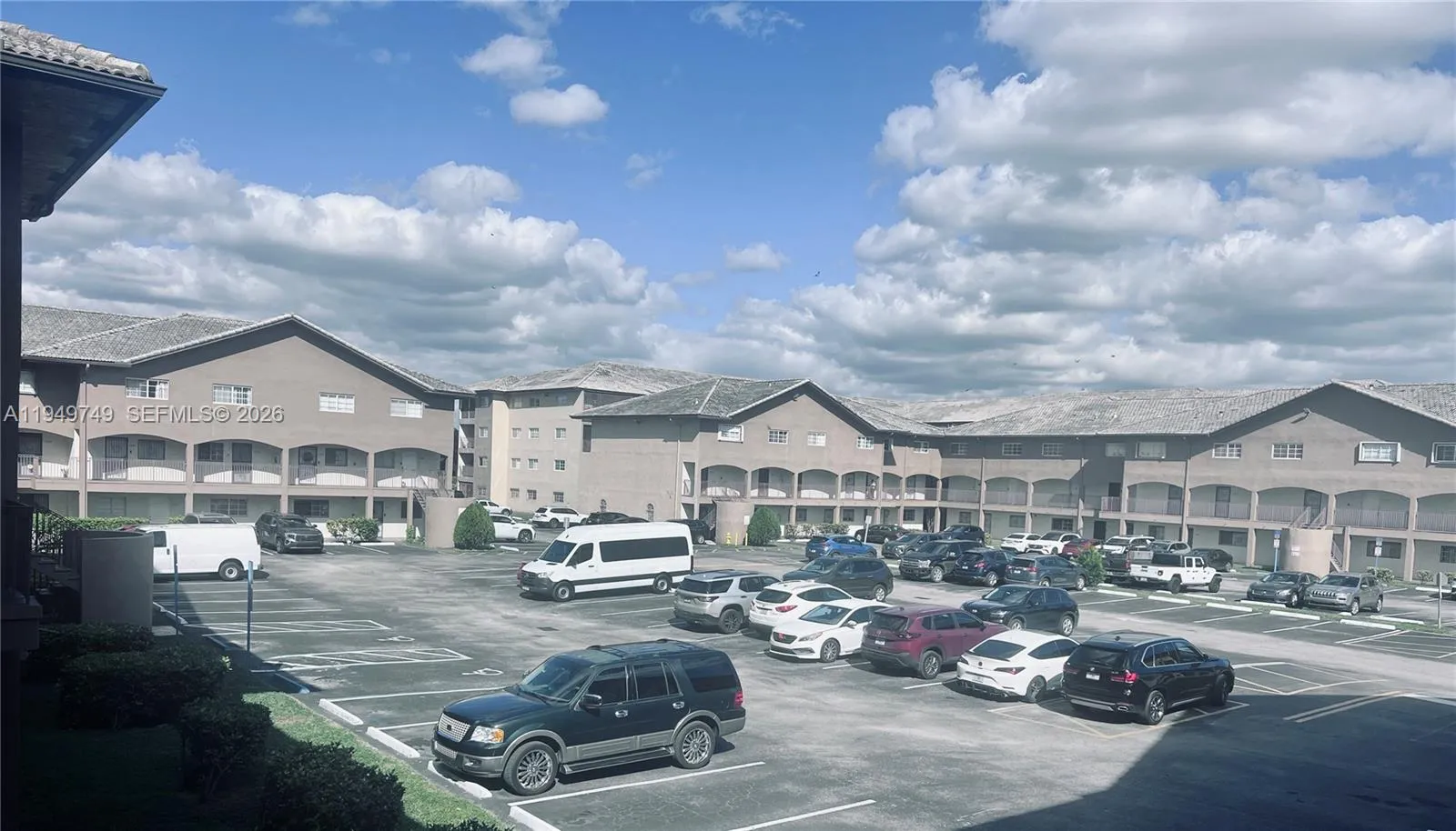 8851 NW 119th St # 5221, Hialeah Gardens FL 33018