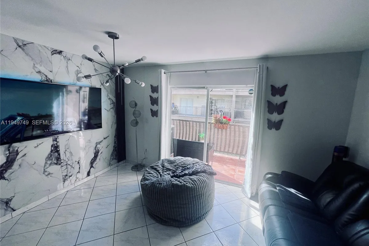 8851 NW 119th St # 5221, Hialeah Gardens FL 33018