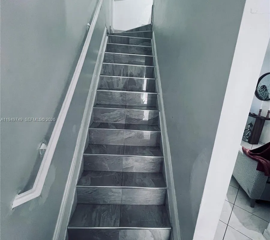 8851 NW 119th St # 5221, Hialeah Gardens FL 33018