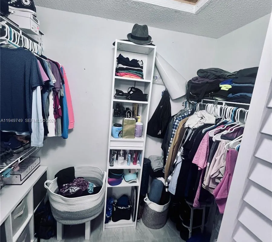 8851 NW 119th St # 5221, Hialeah Gardens FL 33018