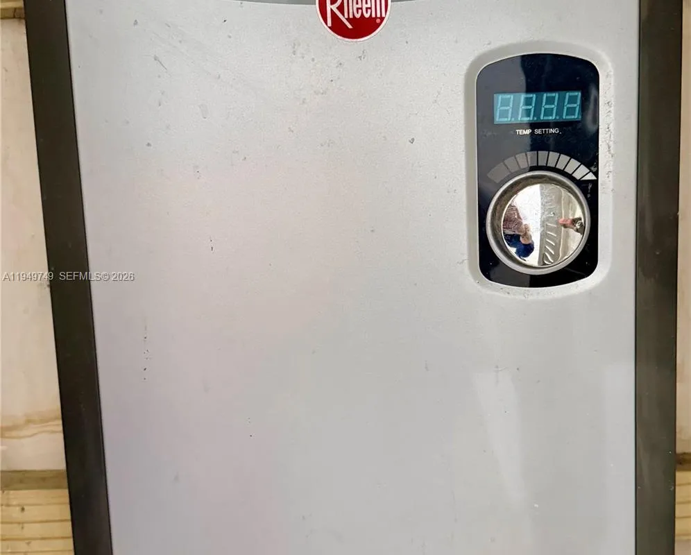 8851 NW 119th St # 5221, Hialeah Gardens FL 33018