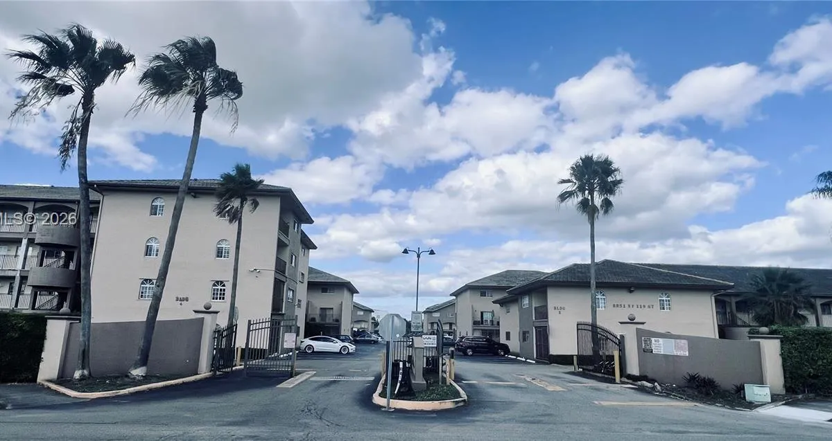 8851 NW 119th St # 5221, Hialeah Gardens FL 33018