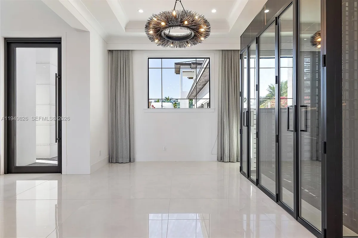 9 Bamboo Ln, Jupiter FL 33458