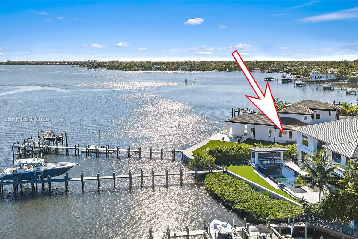 9 Bamboo Ln, Jupiter FL 33458