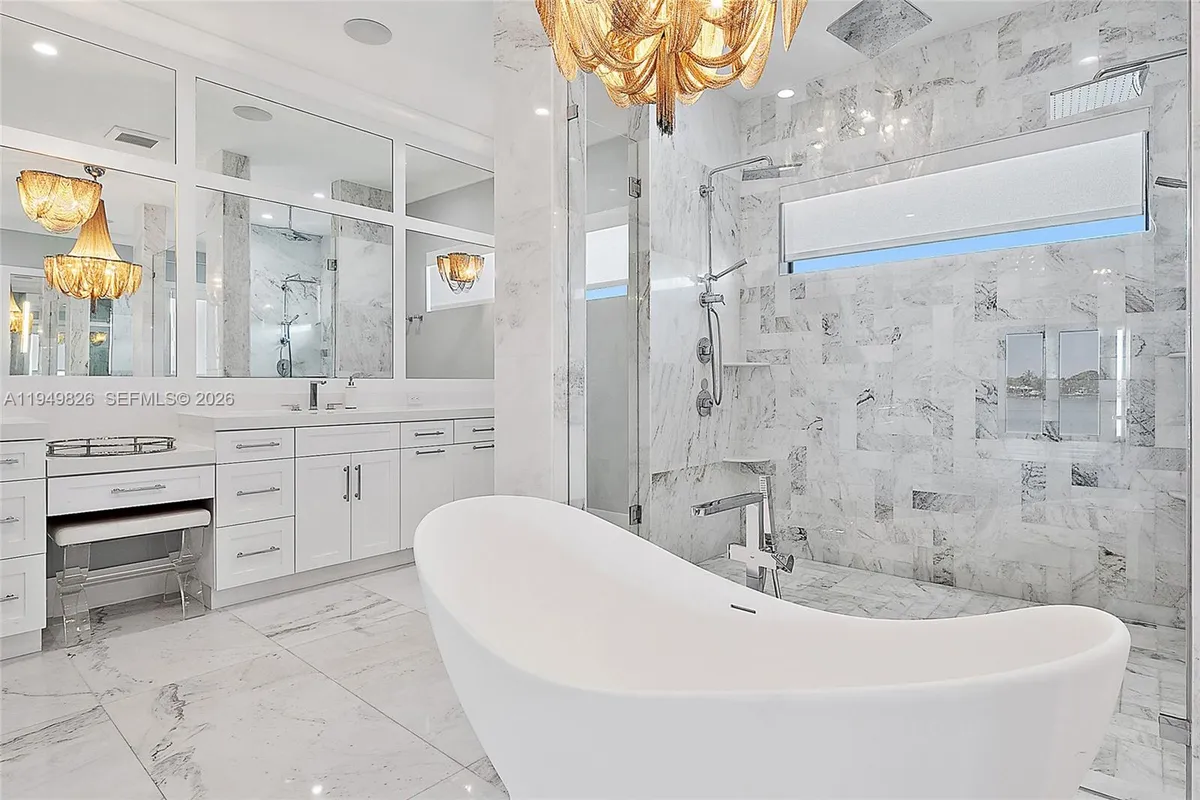 9 Bamboo Ln, Jupiter FL 33458