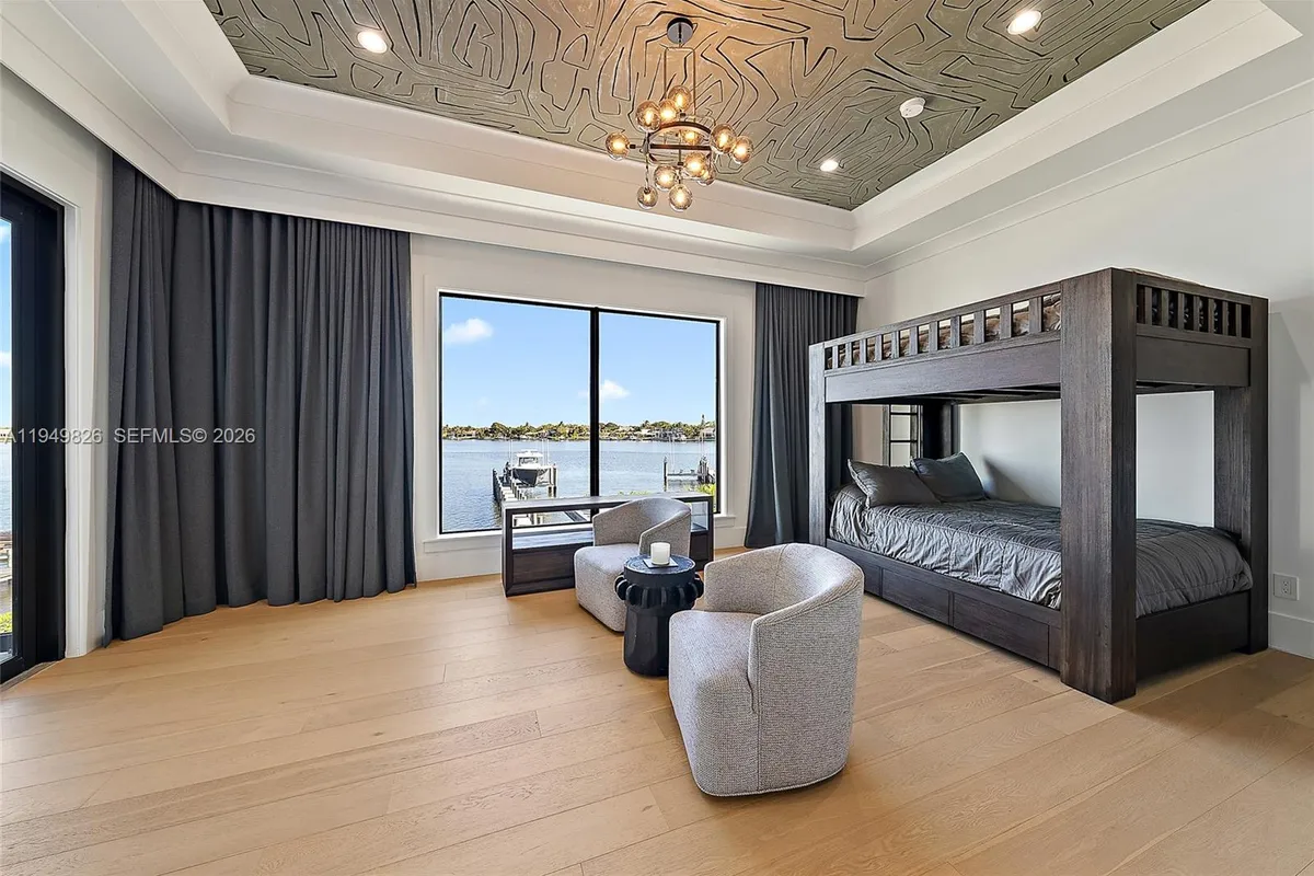 9 Bamboo Ln, Jupiter FL 33458