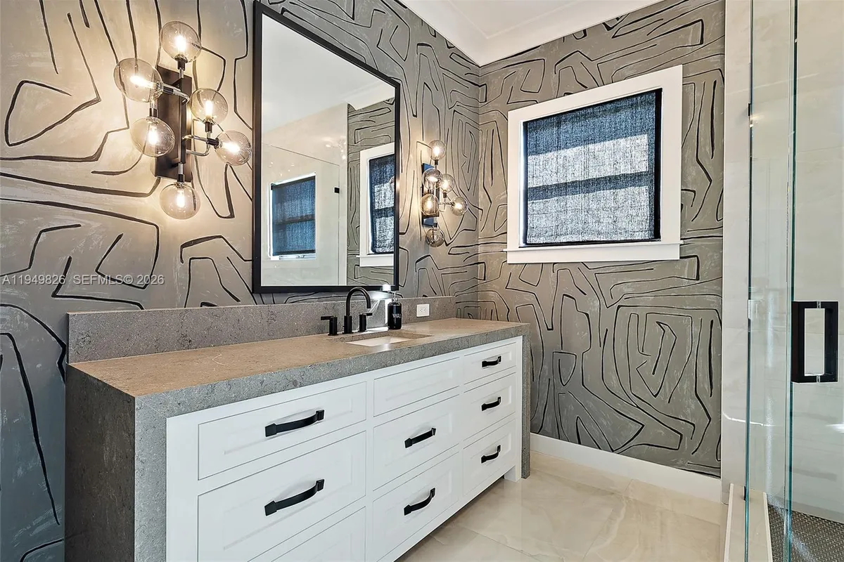 9 Bamboo Ln, Jupiter FL 33458