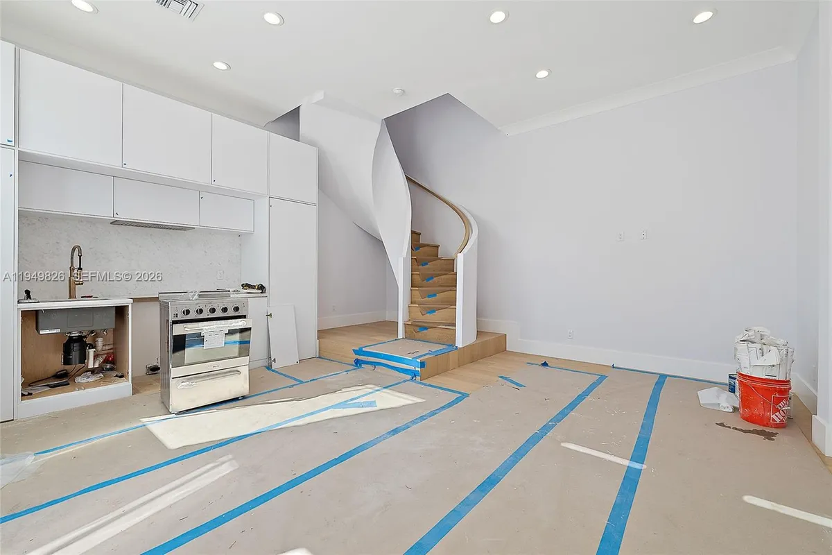 9 Bamboo Ln, Jupiter FL 33458