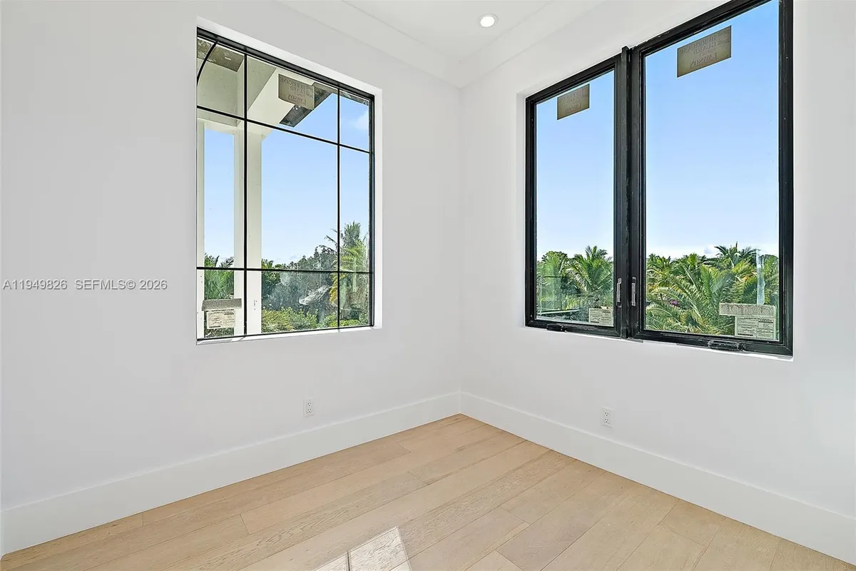 9 Bamboo Ln, Jupiter FL 33458