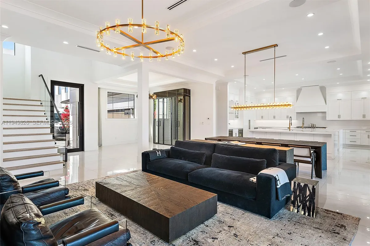 9 Bamboo Ln, Jupiter FL 33458