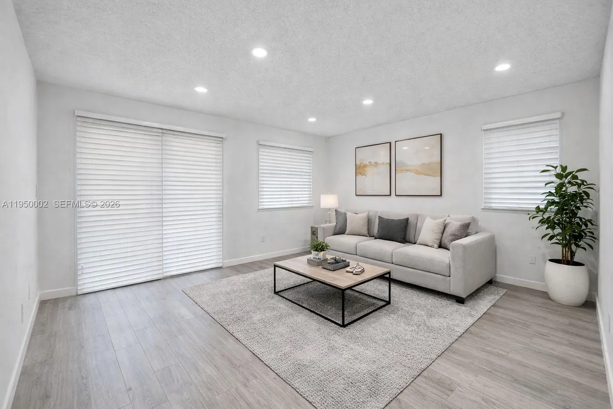 11075 SW 221st Ter, Miami FL 33170