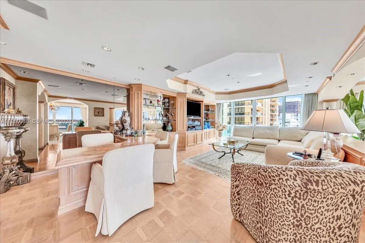 10101 Collins Ave, Bal Harbour FL 33154