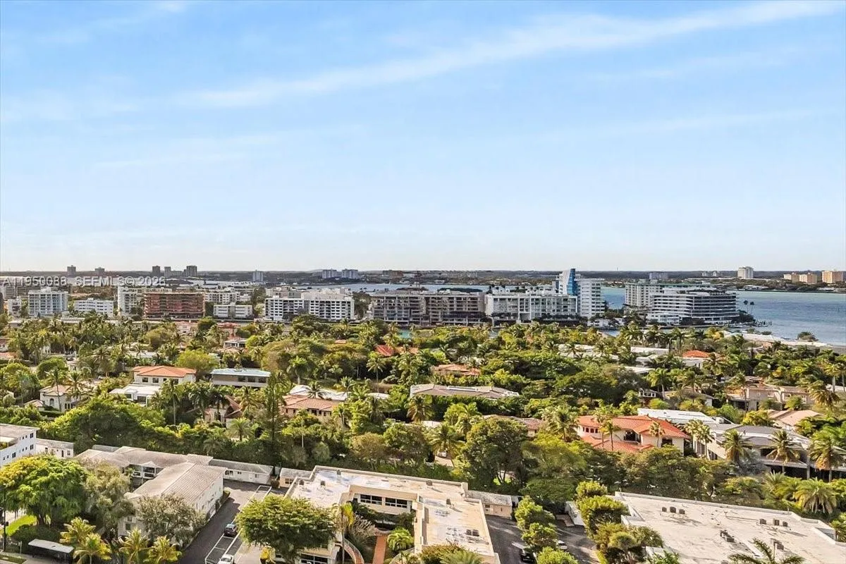 10101 Collins Ave, Bal Harbour FL 33154