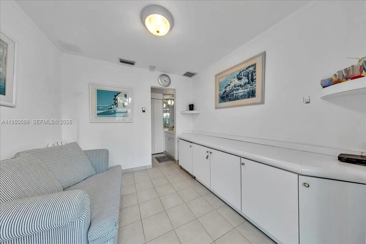 10101 Collins Ave, Bal Harbour FL 33154