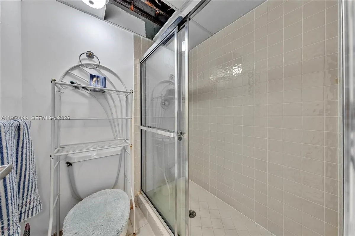 10101 Collins Ave, Bal Harbour FL 33154