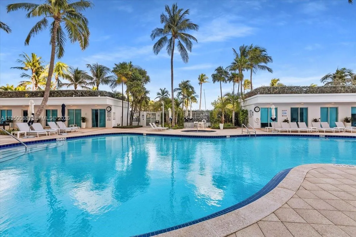 10101 Collins Ave, Bal Harbour FL 33154