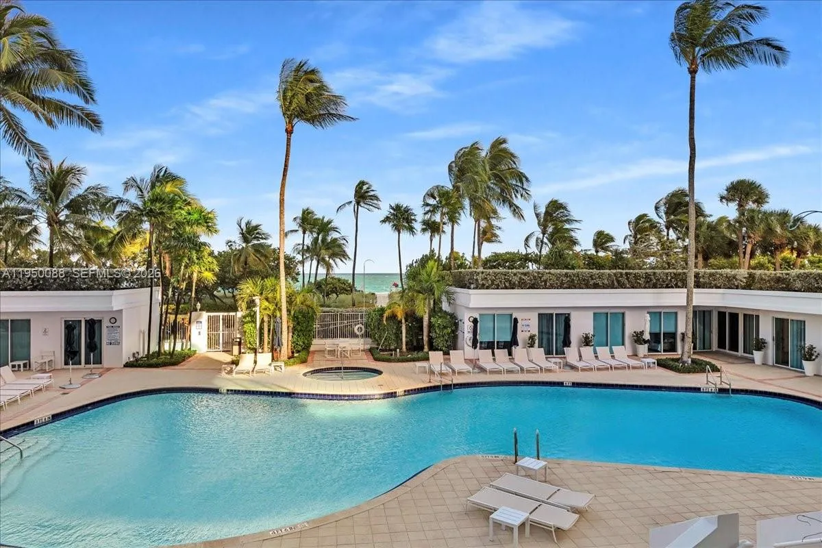 10101 Collins Ave, Bal Harbour FL 33154