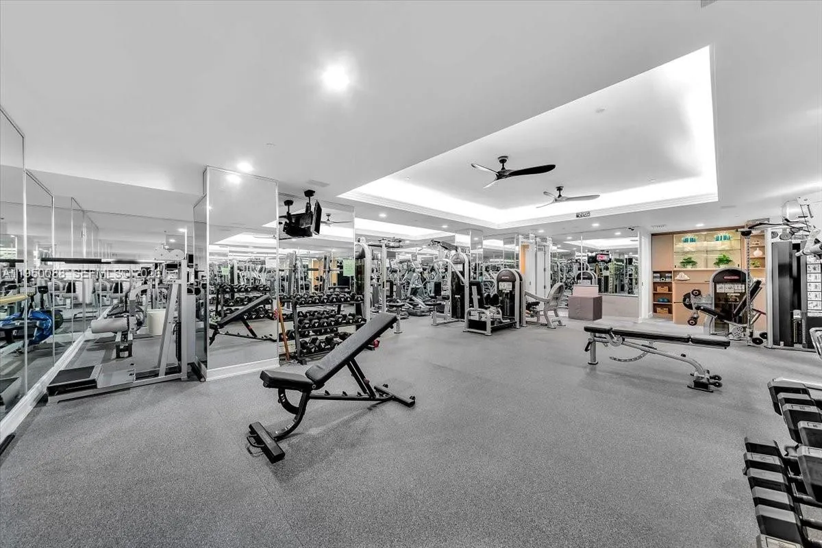 10101 Collins Ave, Bal Harbour FL 33154