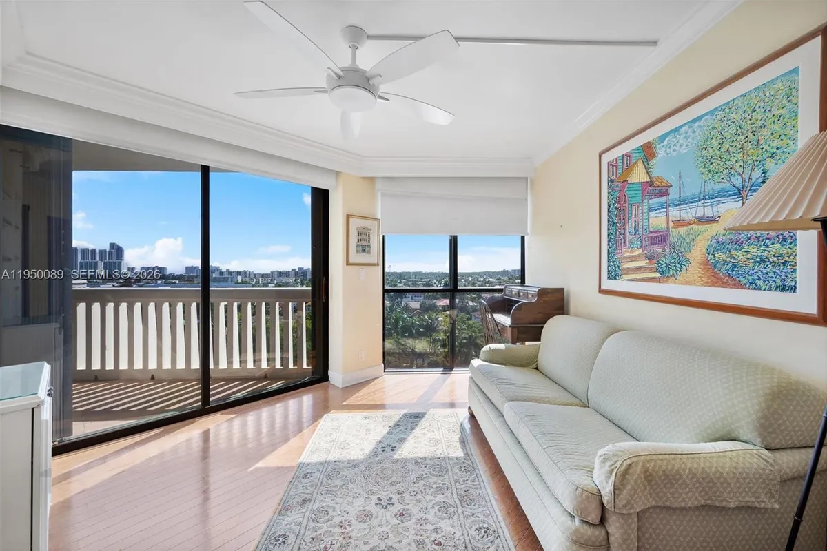 1000 E Island Blvd # 803, Aventura FL 33160