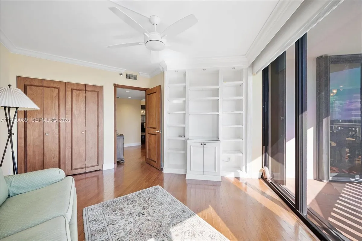 1000 E Island Blvd # 803, Aventura FL 33160