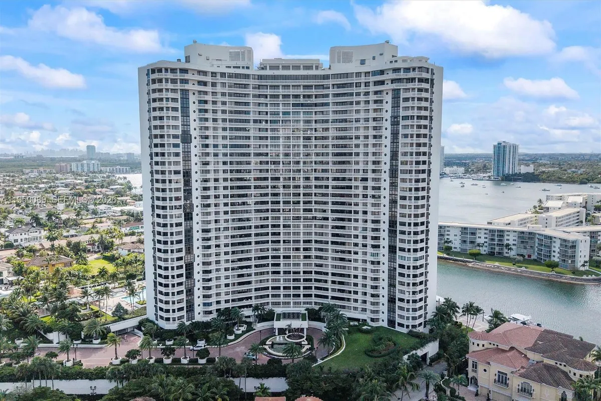 1000 E Island Blvd # 803, Aventura FL 33160