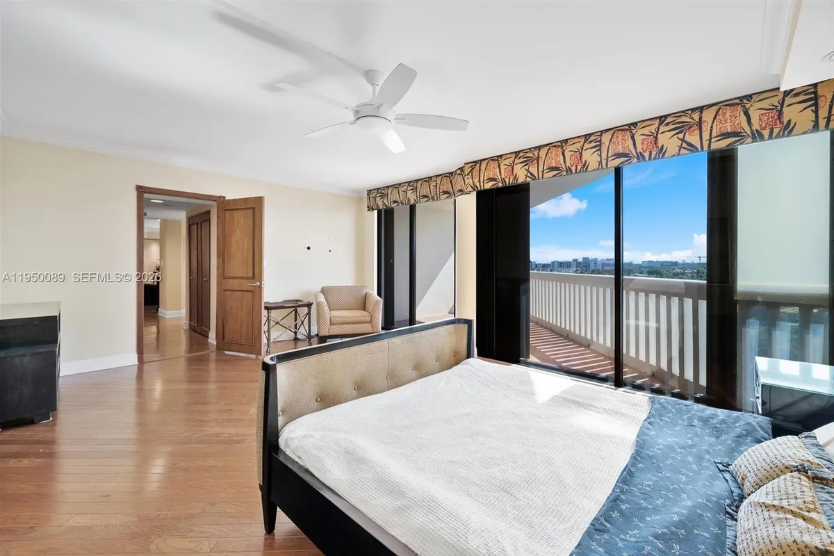 1000 E Island Blvd # 803, Aventura FL 33160