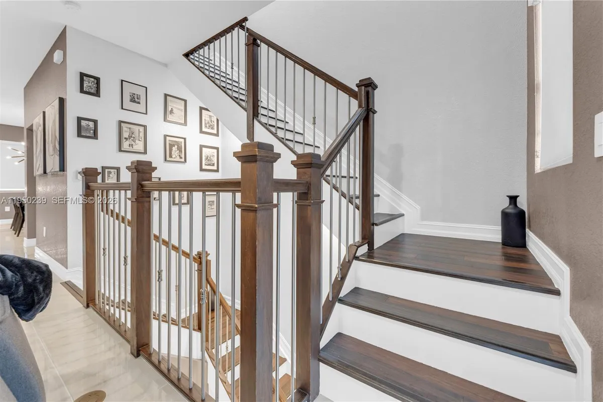 11537 SW 13th Ct, Pembroke Pines FL 33025