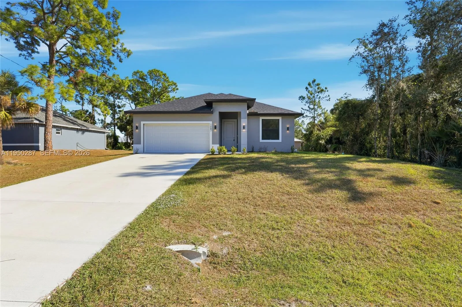 3 bedroom 2 bath for sale at 1087 Rugby Ln, La Belle FL 33935