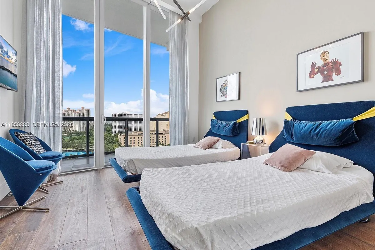 3250 NE 188th St, Aventura FL 33180