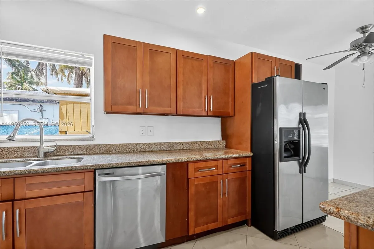 1498 NE 180th St # 0, North Miami Beach FL 33162