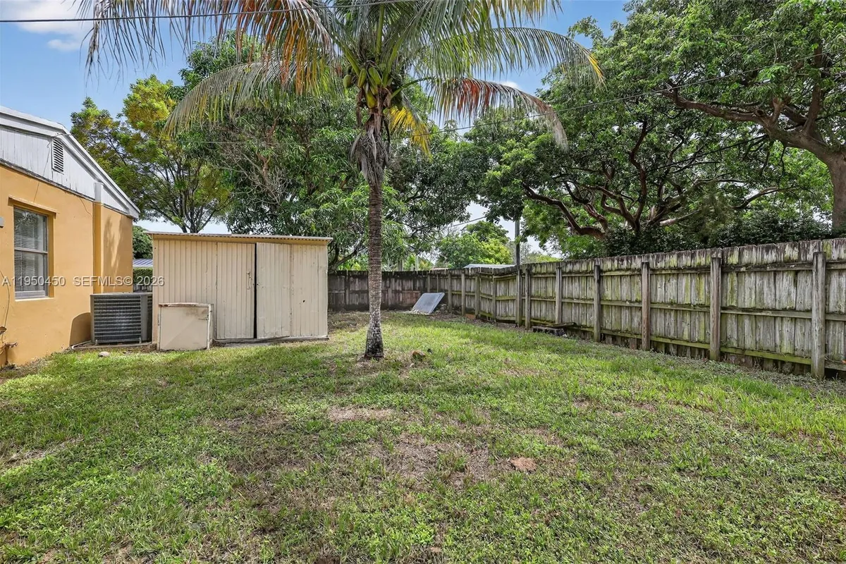 1498 NE 180th St # 0, North Miami Beach FL 33162