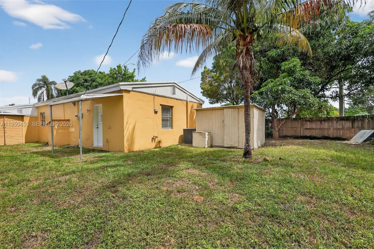 1498 NE 180th St # 0, North Miami Beach FL 33162