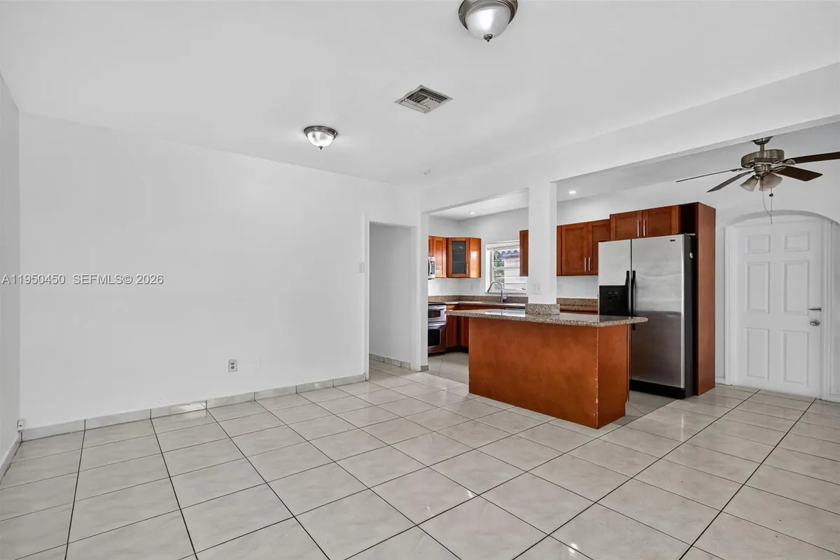 1498 NE 180th St # 0, North Miami Beach FL 33162