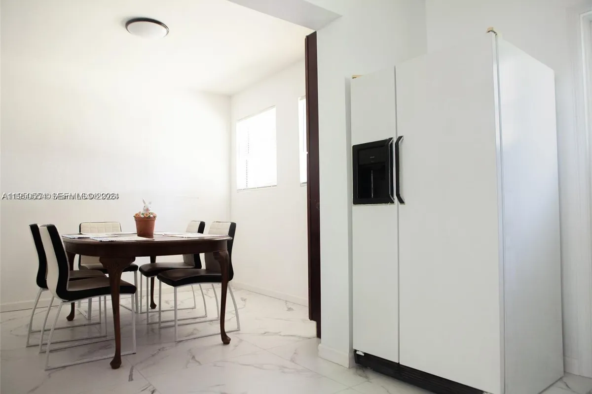 1821 Harding St, Hollywood FL 33020