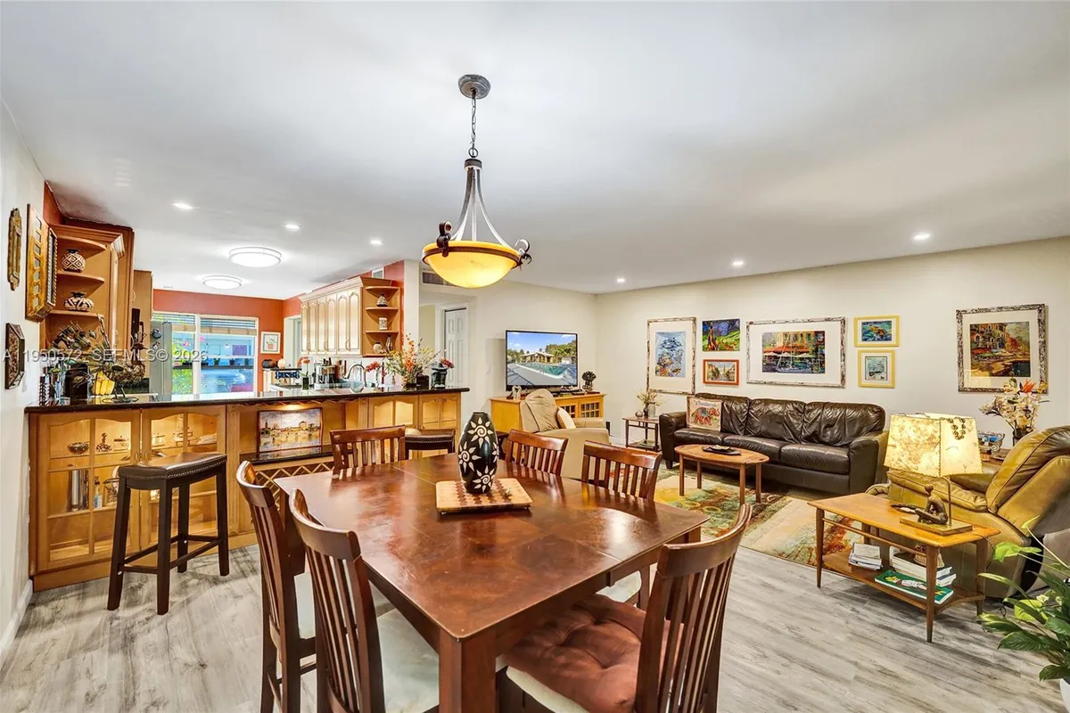 3302 Farragut St # 5C, Hollywood FL 33021