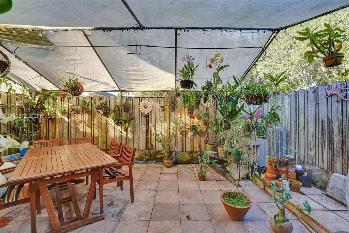 3302 Farragut St # 5C, Hollywood FL 33021