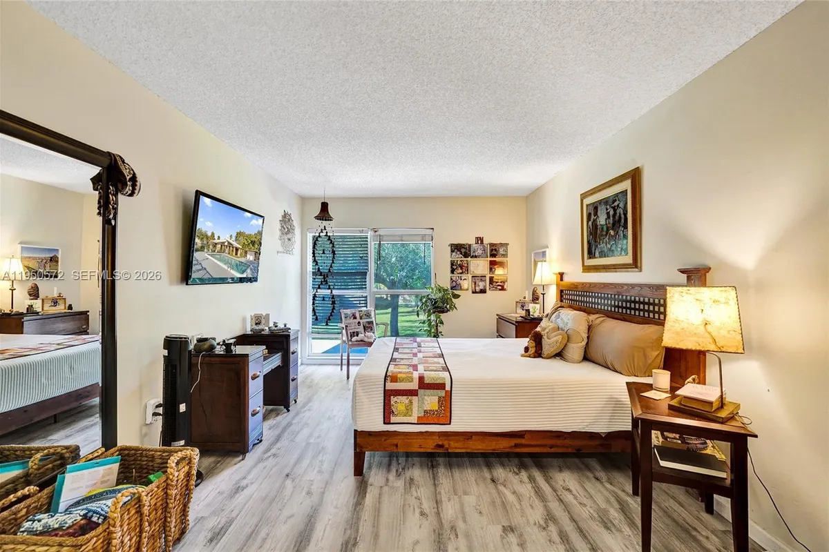 3302 Farragut St # 5C, Hollywood FL 33021