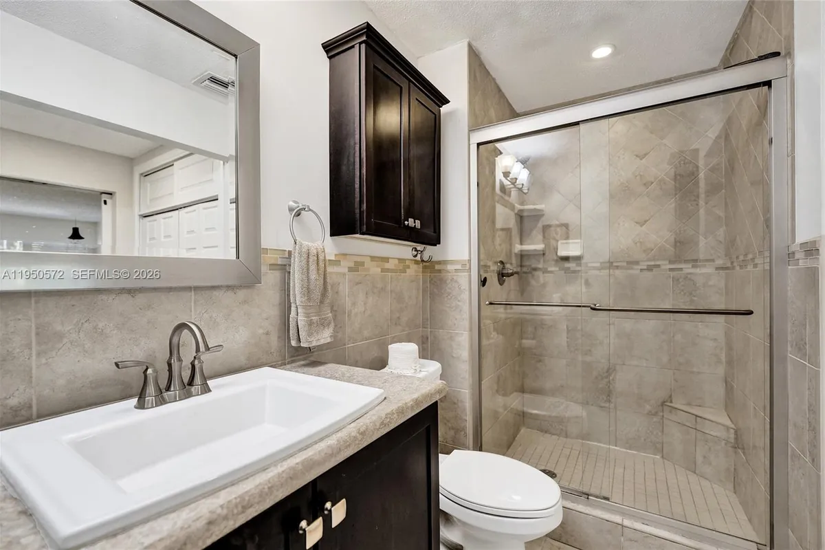 3302 Farragut St # 5C, Hollywood FL 33021